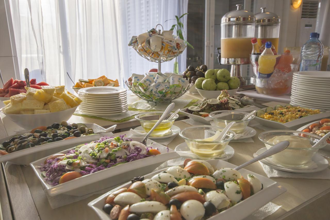 Leon Hotel 킨샤사 외부 사진